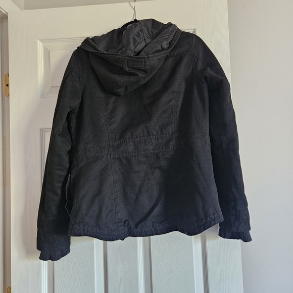 Aeropostale Black Puffer Jacket with Hood - Picture 7 of 7